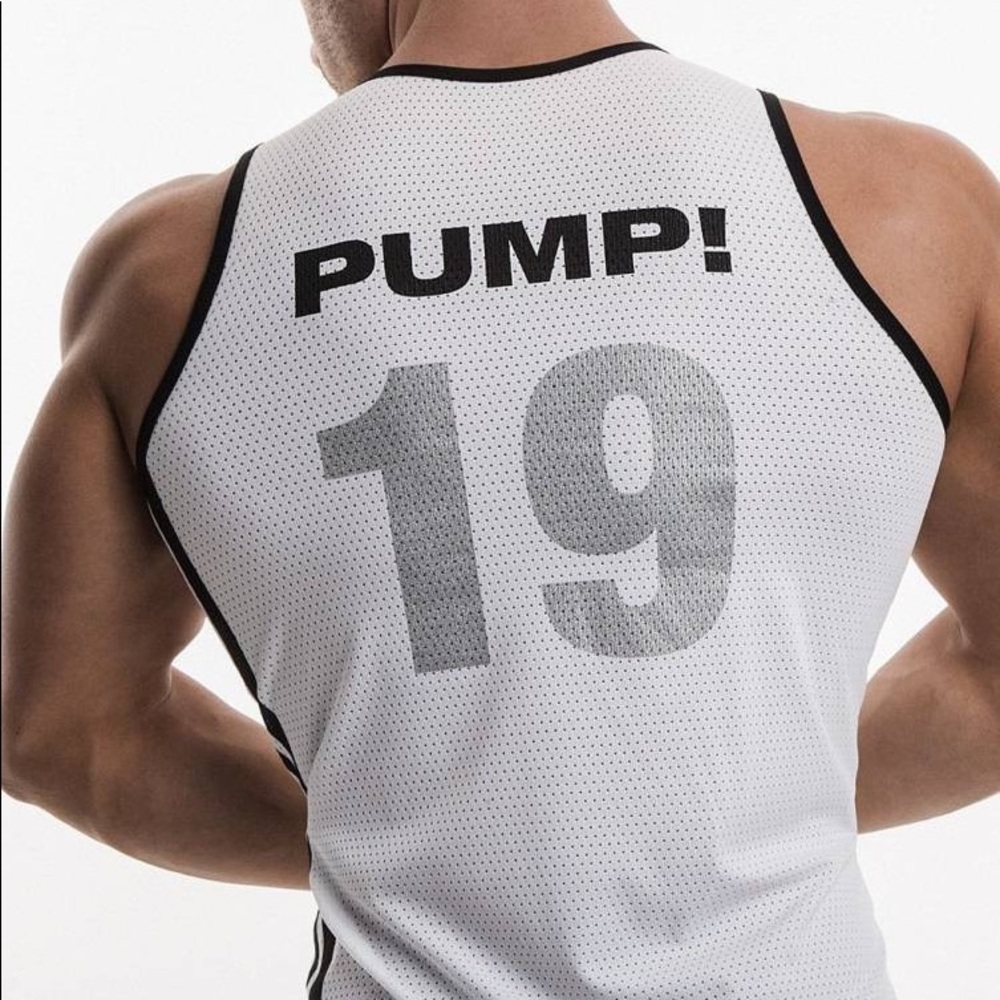 Men’s NWT Medium PUMP! Underwear Classic Tank 19